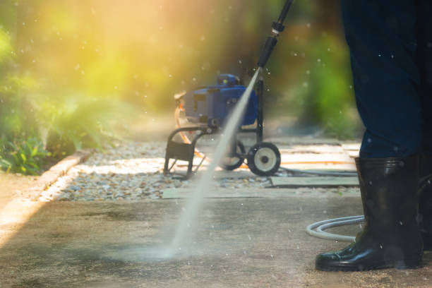 Best Parking Lot and Garage Cleaning  in Highspire, PA